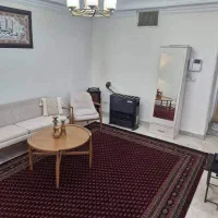 ۱۲ فروردین ۴۸ متری