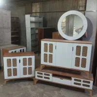 کنسول با اینه گرد