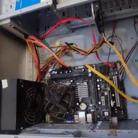 کامپیوتر|رایانه رومیزی|باروق, |دیوار