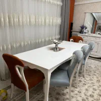 میز نهارخوری ۸نفره و ویترین و کاناپه