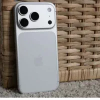 Iphone 17pro silver not active بدونه کد