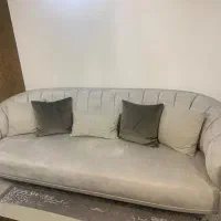 آیینه کنسول و مبلمان آیسا بعلت بدهی مالی