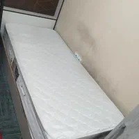 تخت تک نفره
