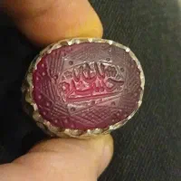 انگشتر یاقوت سرخ حکاکی شده رکاب دست بسیار ارزشمند