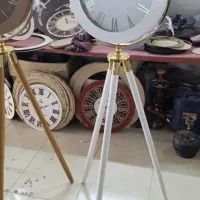 ساعت سه پایه