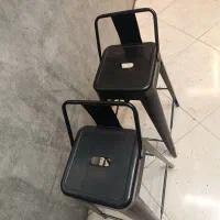 صندلی آهنی|صندلی و نیمکت|پیشوا, |دیوار