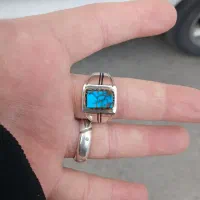 انگشتر فیروزه نیشابور آخر رنگ و۱۳ گرم نقره دست ساز