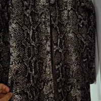 کلی لباس شلوار مانتو پالتو کاپشن لباس و...|لباس|مشهد, سرافرازان|دیوار