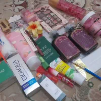 لوازم و آرایشی و ادکلن