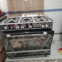 گاز پنج شعله طرح فر خیلی تمیز و نو