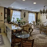 ۱۰۵ متر ۲ خواب / فول امکانات / در سهروردی شمالی