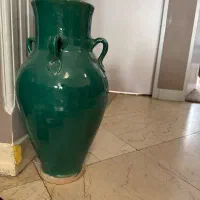 کوزه یا گلدان تزیینی|مجسمه، تندیس، ماکت|تهران, سازمان برنامه جنوبی|دیوار