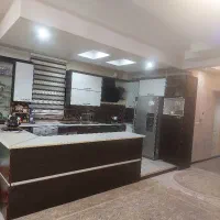 ۱۱۰ متر اپارتمان مسکونی