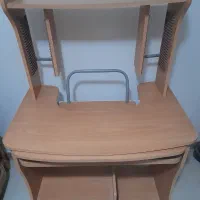 میز تحریر و کامپیوتر|میز تحریر و کامپیوتر|رشت, پاستوریزه|دیوار