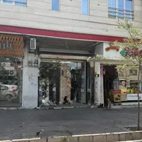 فروش مغازه ۲۷ متری سند دار نبش میدان شهدا|فروش مغازه و غرفه|بروجرد, |دیوار