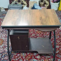 میز تحریر یا کامپیوتر|میز تحریر و کامپیوتر|آمل, |دیوار