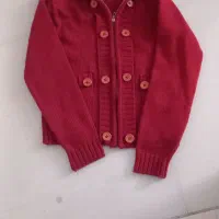 لباسی بافت به رنگ قرمز