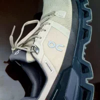 کتونی اصل برند سوییسی on ،حرفه ای برای پیاده روی