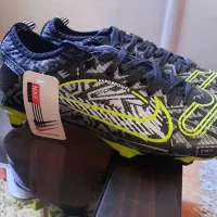 استوک حرفه ای چمن طبیعی