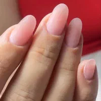 ورکشاپ تخصصی آموزش کاشت ناخن فقط با ۱۹۰۰