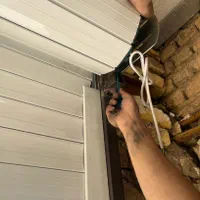 در سکوریت و کرکره برقی و جک بازویی