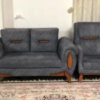 دو دست مبل تمیز و خوب