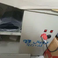 یک دستگاه و مکش اتو برای خیاطی