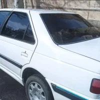 پژو پارس سال بی رنگ مدل 1400 مانیتور و دوربین