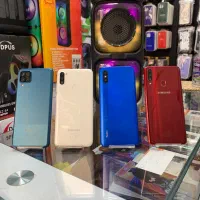 فروشنده و خریدار انواع گوشی