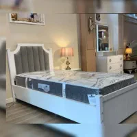 تخت خواب لاریسا*/