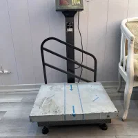 باسکول ۲۰۰ کیلویی دیجیتال