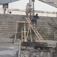 یش فروش روی سقف اول