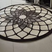 فرش دست دوز چرم و پوست طبیعی