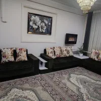 مبل ال کاملا سالم وتمیز