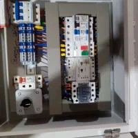 خدمات برق صنعتی مونتاژ تابلو برق|خدمات پیشه و مهارت|میبد, |دیوار