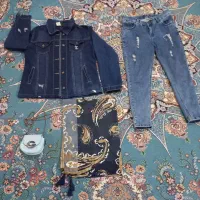 کت وشلوار جین .کیف وشال