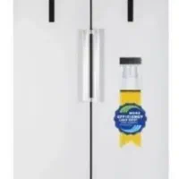 یک دستگاه یخچال فریزر ۶۰۶۱هیوندا