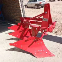 تراکتور کشاورزی