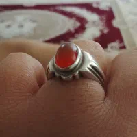انگشتر دست ساز با نگین عقیق یمن کهنه|جواهرات|شیراز, کوزه گری|دیوار
