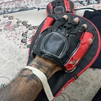 دستکش بوکس|تجهیزات ورزشی|سنندج, |دیوار