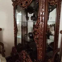 ویترین تمام چوب منبت کاری شده