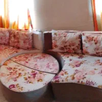 مبل راحتی نیم دایره ومیزعسلی۳ماهه خریدم  تمیزسالم|مبلمان خانگی و میز عسلی|بومهن, |دیوار