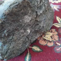 سنگ مشکوک به شهاب سنگ