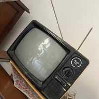 تلویزیون کلکسیونی/۱۴ اینچسیاه سفید سالم/SANYO|تلویزیون و پروژکتور|اندیشه, اندیشه فاز ۴|دیوار