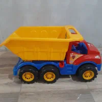 ماشین کامیون بزرگ