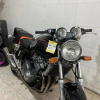هیونداcb400درحد صفر بیرنگ بدون آچار خوردگی