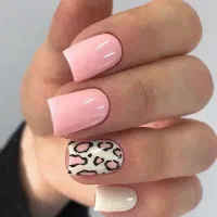 تخفیف ویژه کاشت ناخن و بافت مو