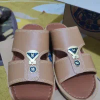 دمپایی چرم ..