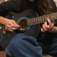 گیتار ت*د*ری*س