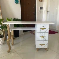 میز ناخن کارکرده